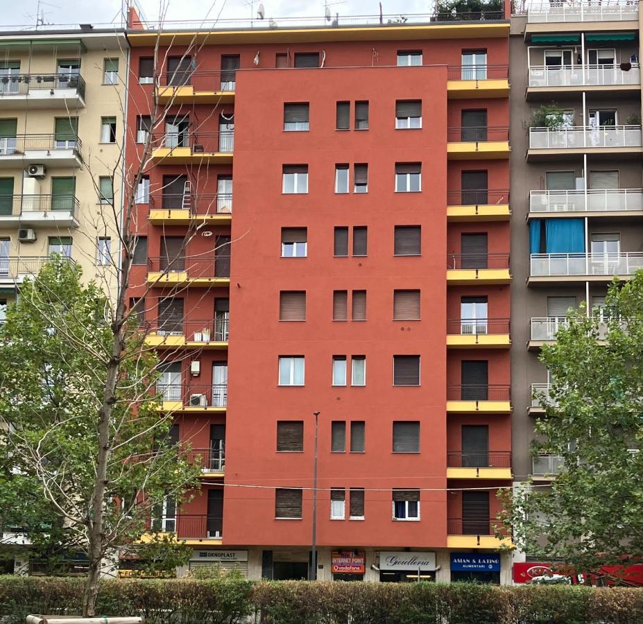 דירות מילאנו Splendido Bilocale Adiacente Metro M5 - Ca Granda מראה חיצוני תמונה